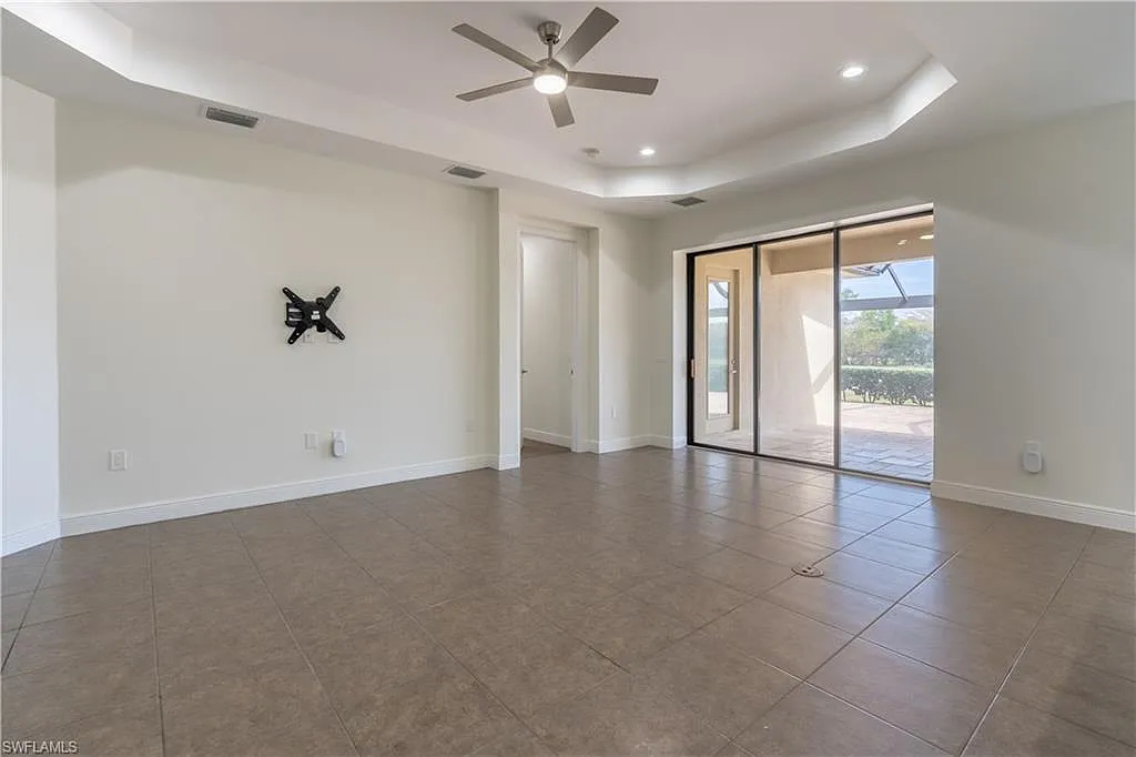 3 bed, 2.5 bath, 2227 sqft, $3,500 — Photo 4