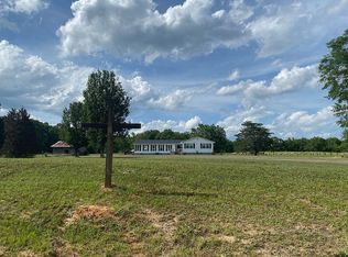 509 State Highway 42 S, Knoxville, GA