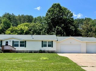 2731 Cedar Falls Rd NE, Menomonie, WI 54751