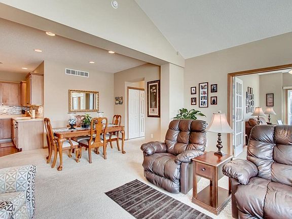 3rd image of 12337 Yancy Cir NE Unit A