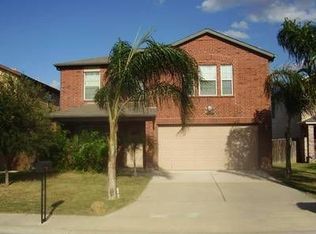 2229 Mina Verde Rd, Laredo, TX 78046