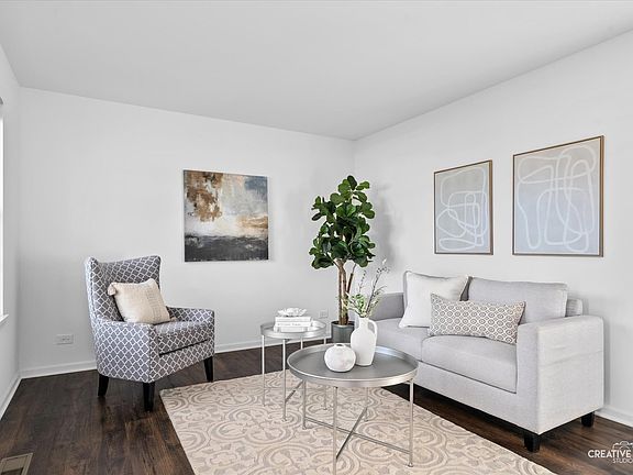 3rd image of 150 Windstone Dr