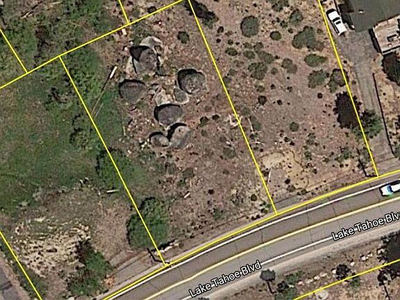 3rd image of 897 Lake Tahoe Blvd