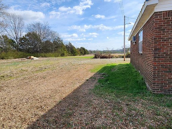 4th image of 958 Bissell Rd