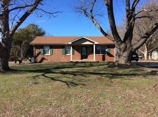 160 Birdland Dr, Bowling Green, KY 42104