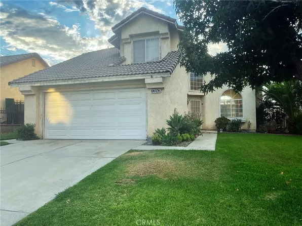 12042 Maple Leaf Ln, Fontana, CA 92337