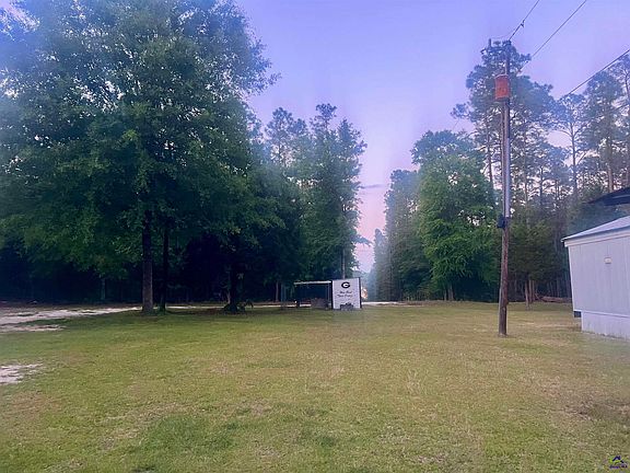 4th image of 371 Buchanan Rd