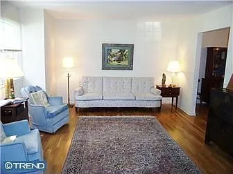 2611 Whittier Pl photo 1