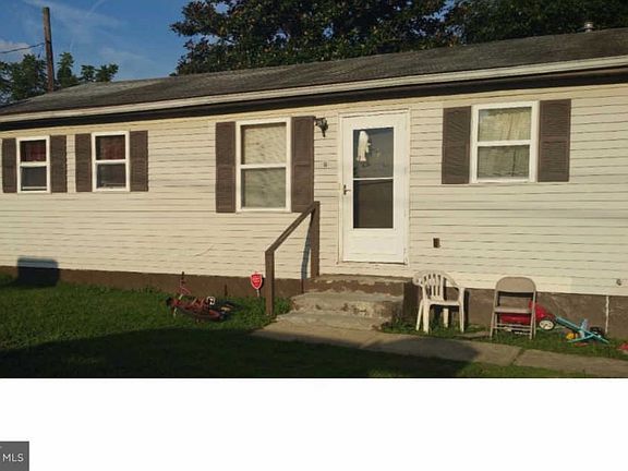 2nd image of 14 Hillside Ave