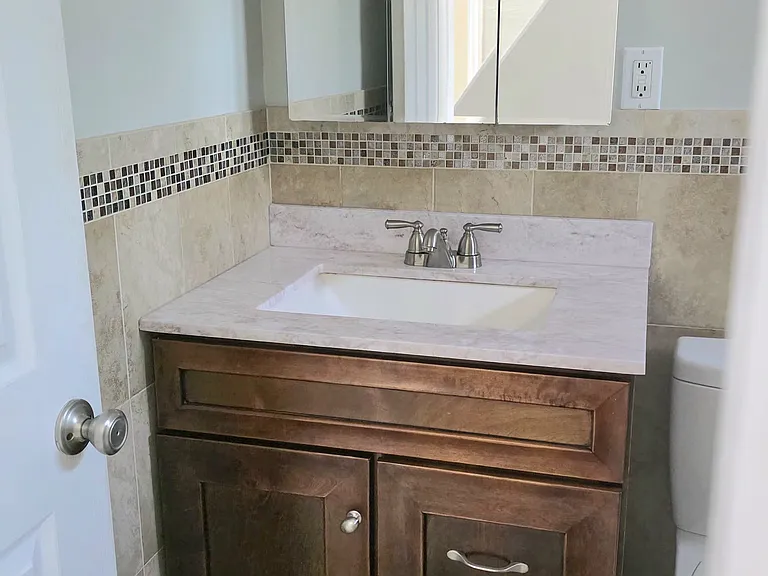 16 Allison Pl #1 — Photo 18