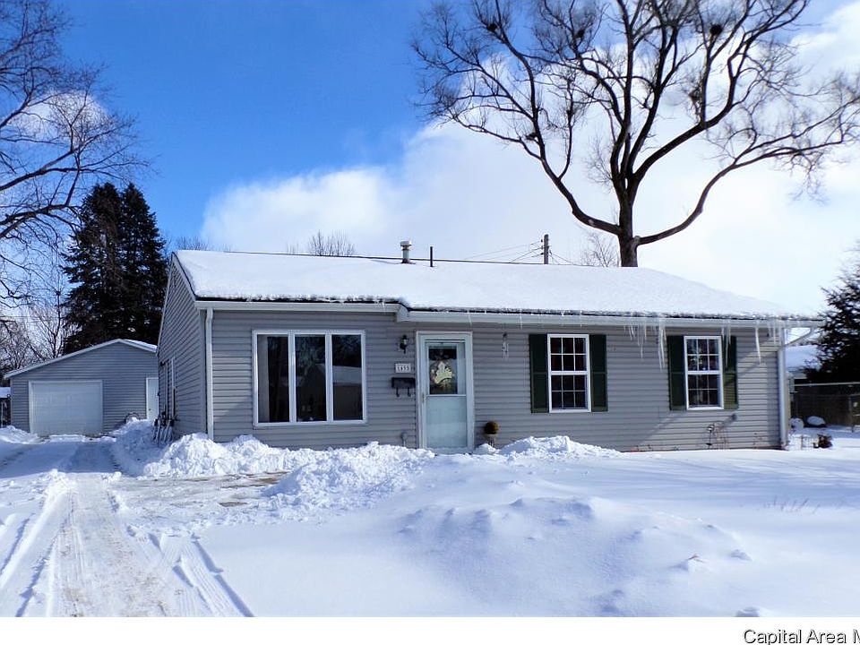 1st image of 1495 Russell Ave