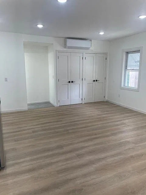 20 Rock St #2