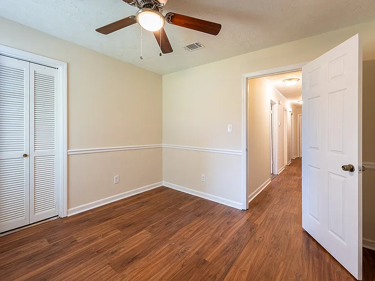 3101 Village West Dr — Photo 17