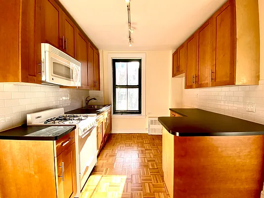 Rented by City & Suburban | media 5