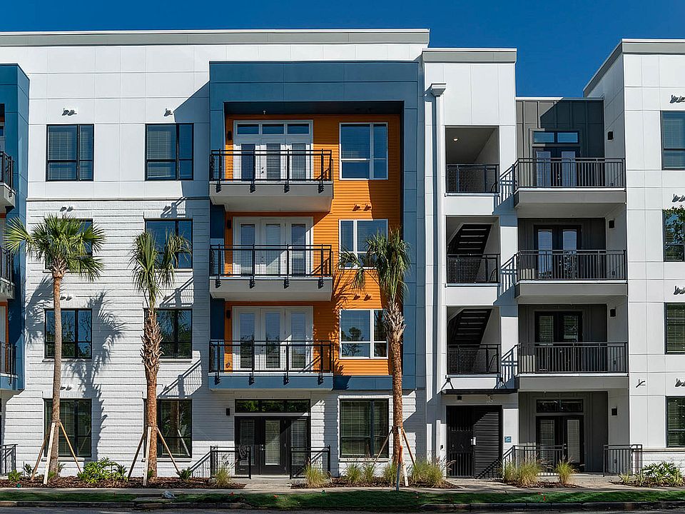 Explore your dream urban living with this chic, modern apartment design.
