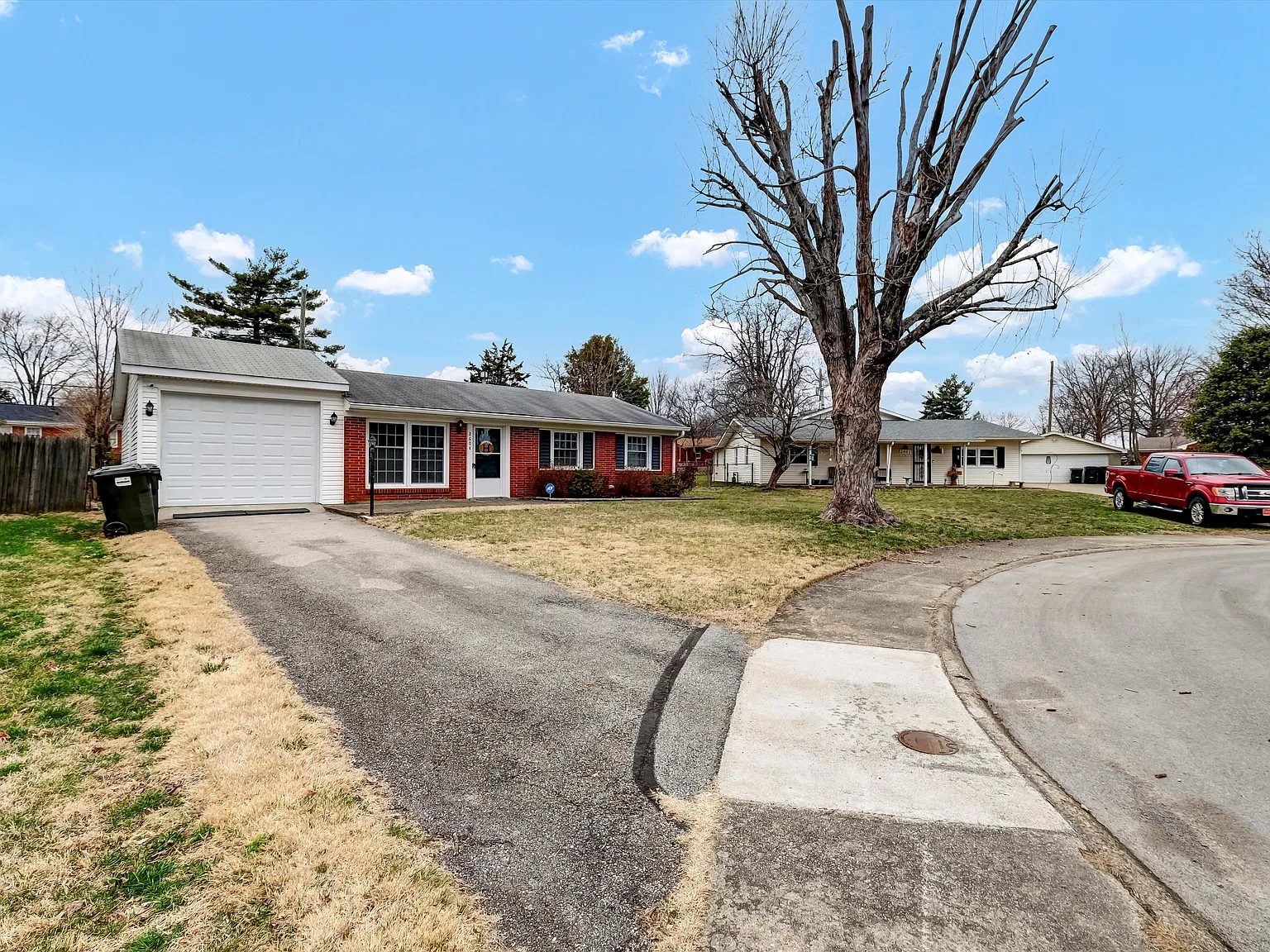 3 bed, 925 sqft, $2,000 — Photo 4