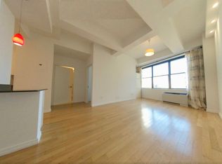 99 John St APT 2401, New York, NY 10038