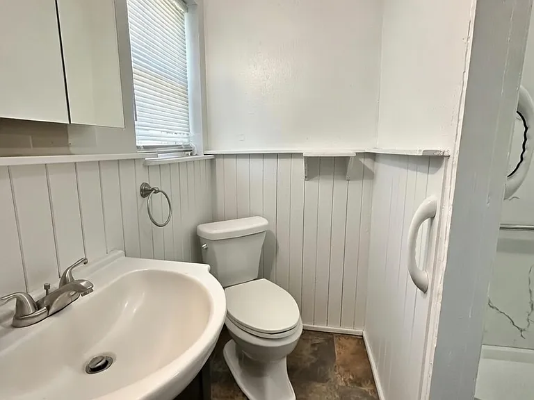 1303 SE 22nd Ave — Photo 10