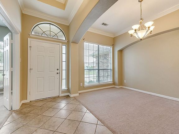 3rd image of 1511 White Willow Ln
