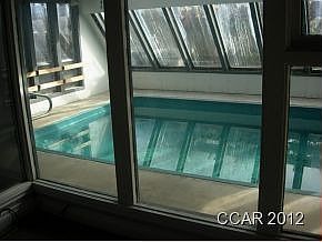 3rd image of 947 Hillcrest Ct