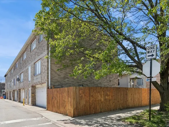 3051 S Lyman St APT C, Chicago, IL 60608