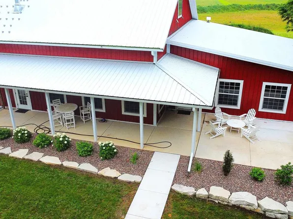 N6619 18th Avenue, Neshkoro, WI 54960