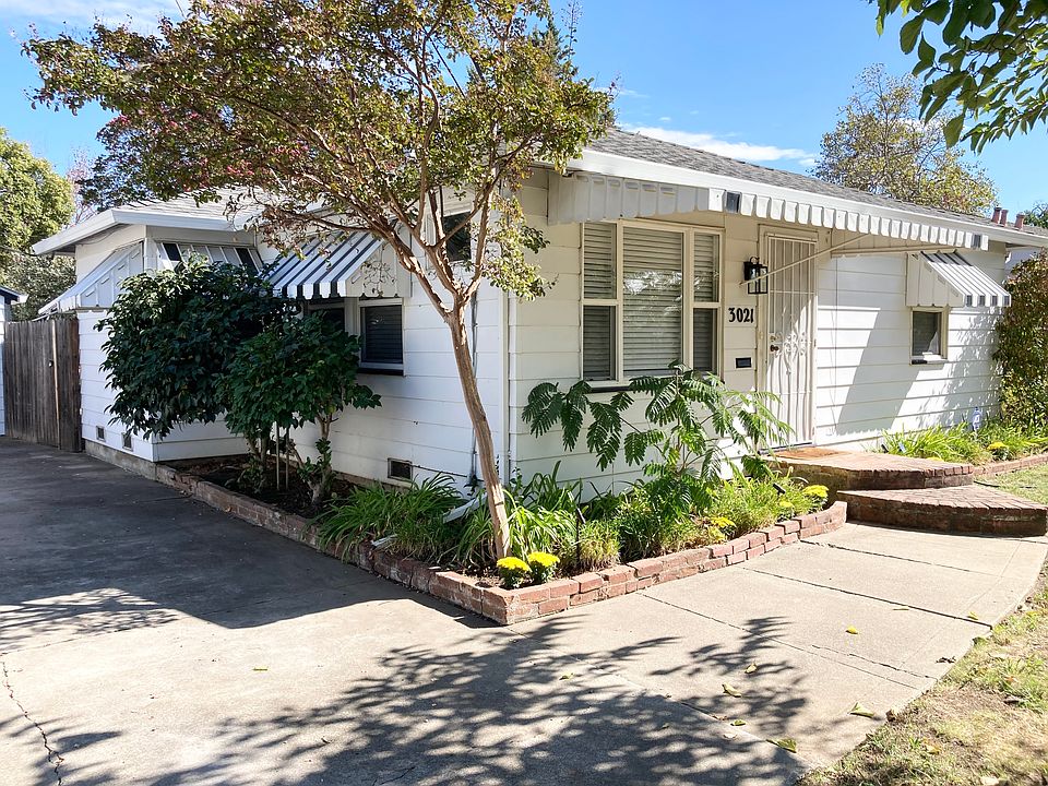 2nd image of 3021 63rd St