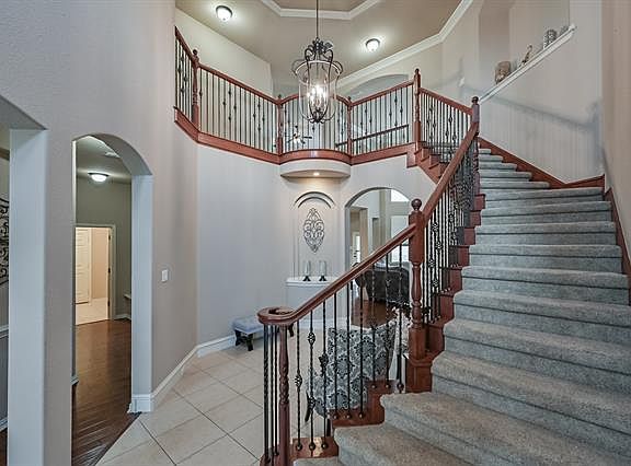 4th image of 4207 Aston Ln