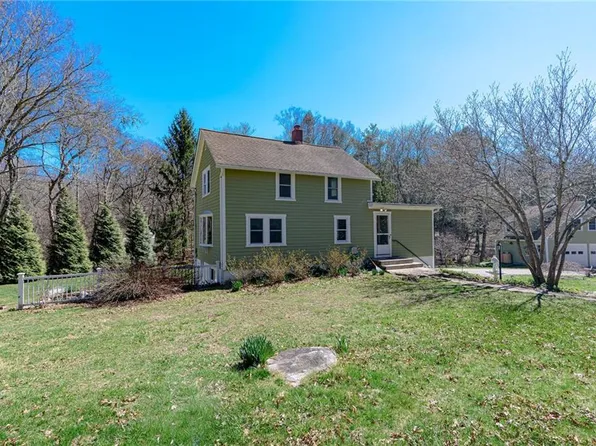 243 S Woody Hill Rd, Westerly, RI 02891
