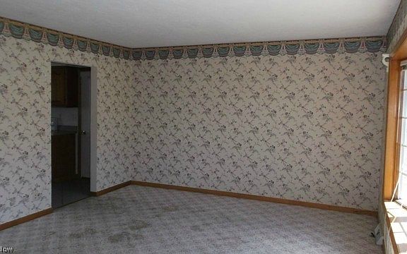 2nd image of 665 Fairway Dr