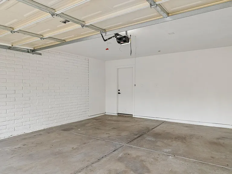 5117 East Dr — Photo 23
