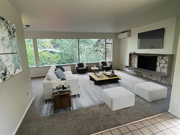 2344 49th Ave SW, Seattle, WA 98116