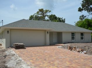 676 Darwin Rd, Venice, FL 34293