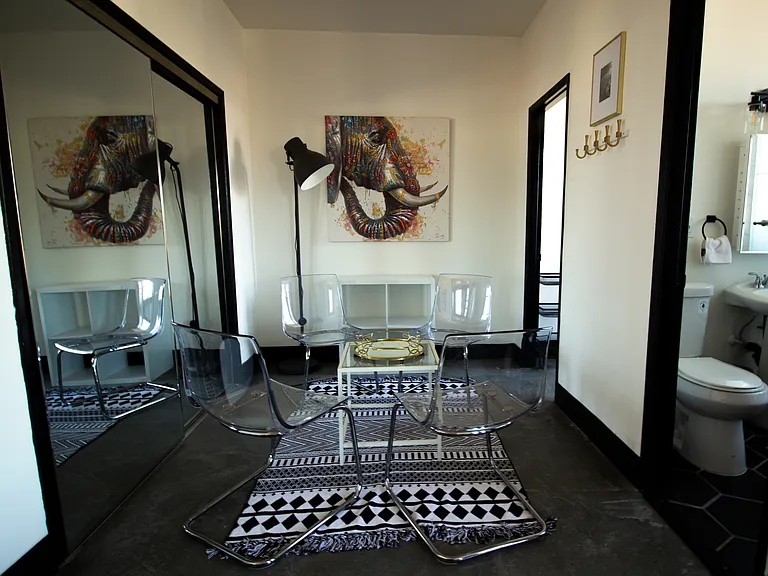The V @ Beverly — Photo 31