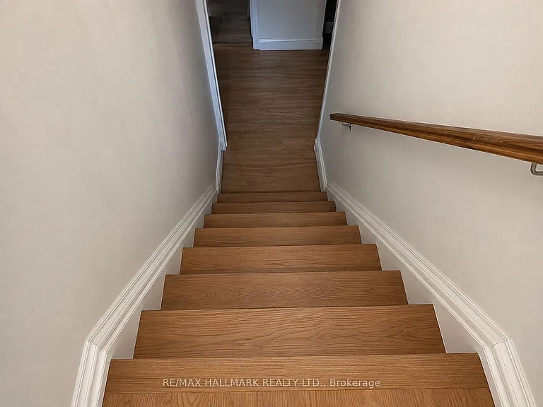 63 Longford Dr E #BSMNT — Photo 5