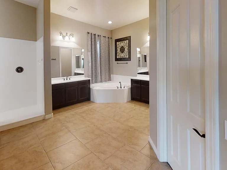 2267 E Tomahawk Dr — Photo 50
