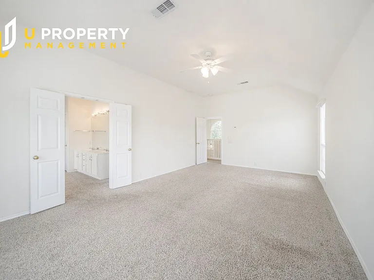8713 Somerville Way — Photo 16