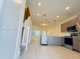 6450 NW 102nd Ct APT 102, Doral, FL 33178