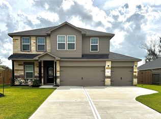 359 Twin Lakes Blvd, West Columbia, TX 77486