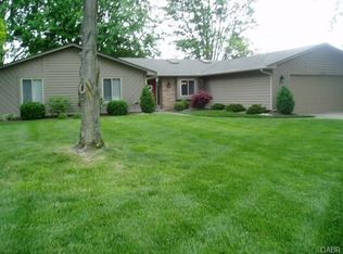 10059 Simms Station Rd, Dayton, OH 45458