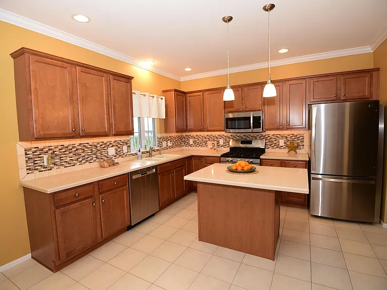 8343 Scenic View Dr — Photo 8