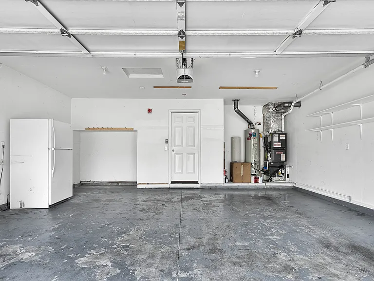 8076 W San Fernando Ct — Photo 23