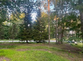 3083 Sandalwood Rd, Abrams, WI 54101