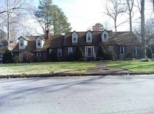 825 Moultrie Ct, Virginia Beach, VA 23455