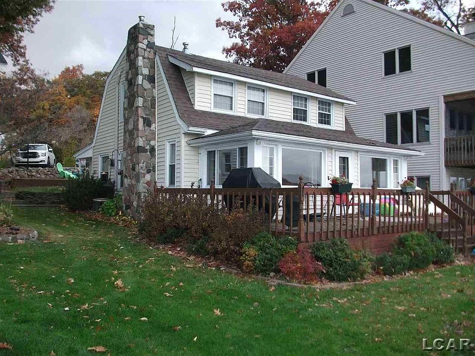 1st image of 7402 Hollyhock Ln