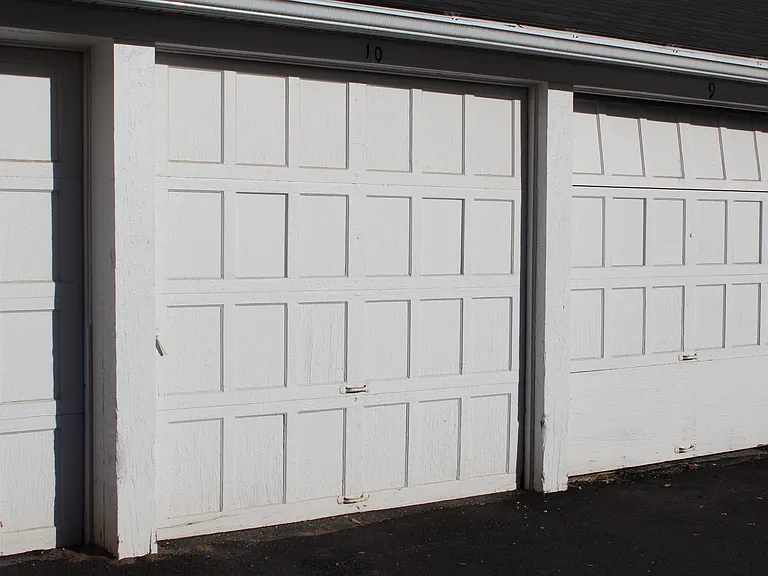 888 Farmington Ave #D — Photo 19