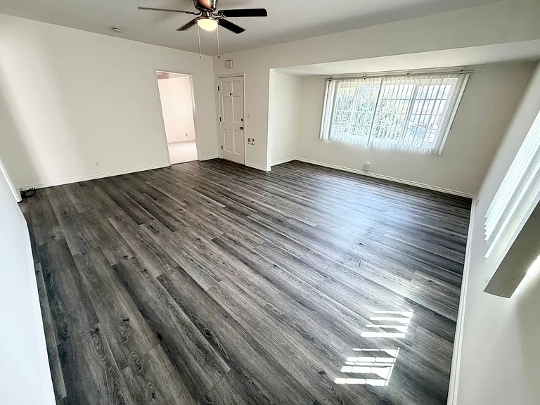 221 W Hammel St — Photo 12