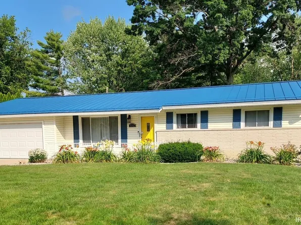 4032 Wedgewood Dr, Fort Wayne, IN 46815