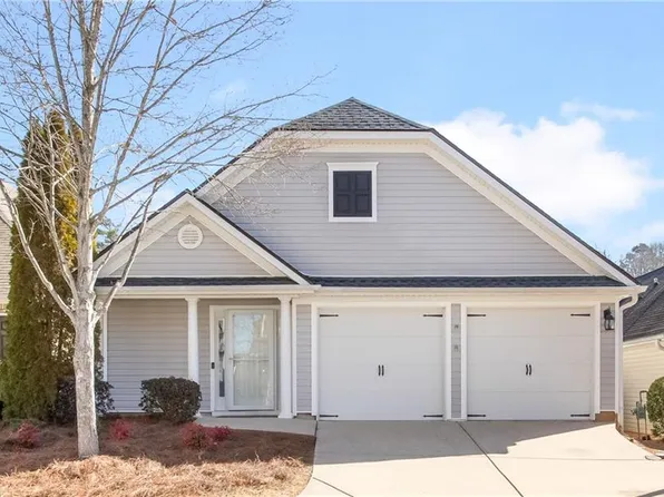 378 Highland Falls Dr, Hiram, GA 30141