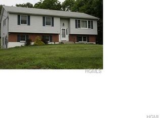 10 Kohl Ave, Newburgh, NY 12550